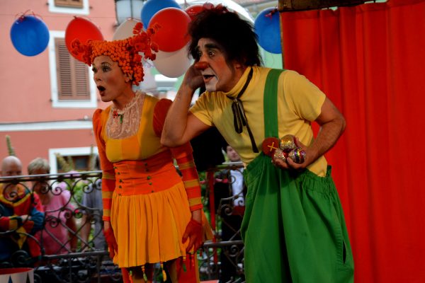 Lučke: Mini cirkus Buffetto